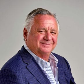 Head shot of Sam Chandoha